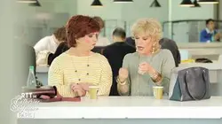 La journée mondiale de la pièce-jointe - Catherine et Liliane - CANAL+