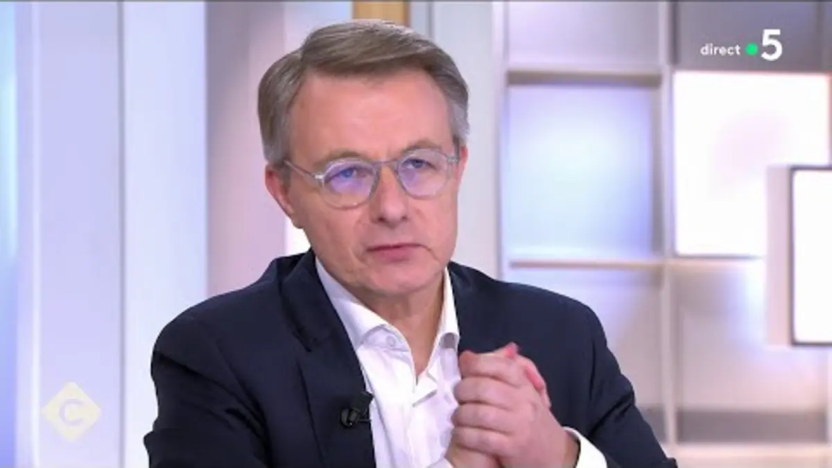 replay de La malbouffe, mauvaise pour les finances publiques ? - C à Vous - 21/10/2024