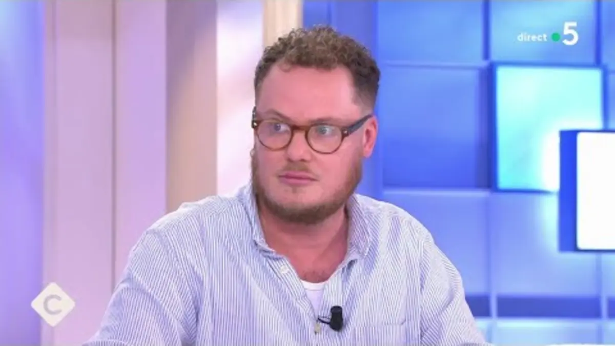 replay de La médecine humaniste de Baptiste Beaulieu - C à Vous - 06/11/2023