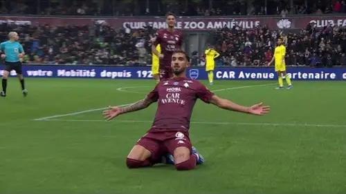 replay de La merveille de passe d'Ablie Jallow pour Simon Elisor !