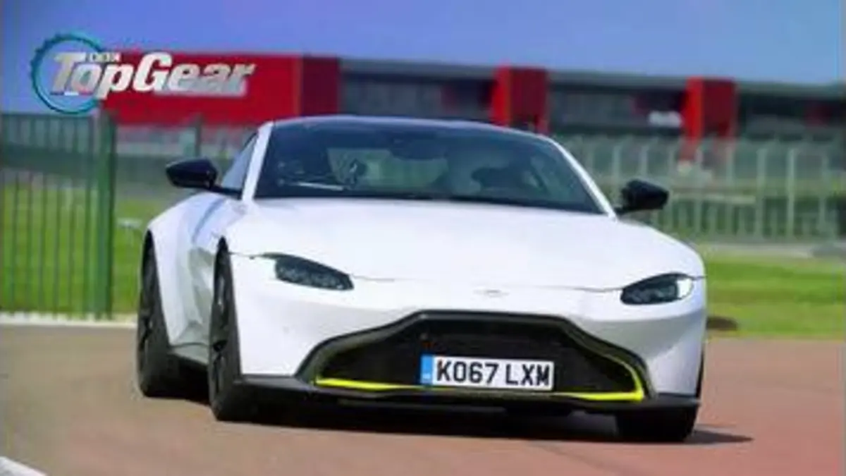 replay de La nouvelle Aston Martin Vantage est méconnaissable !