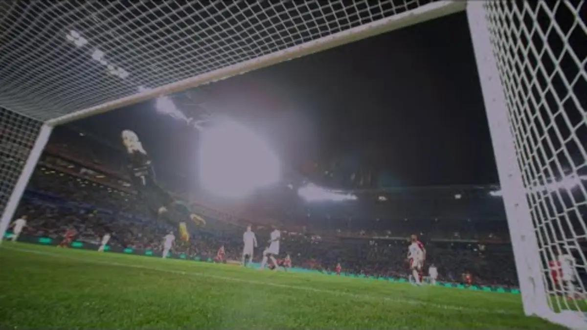 replay de La parade magistrale d'Anthony Lopes !