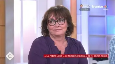 "La petite mère", le troisième roman de N. Saint-Cricq