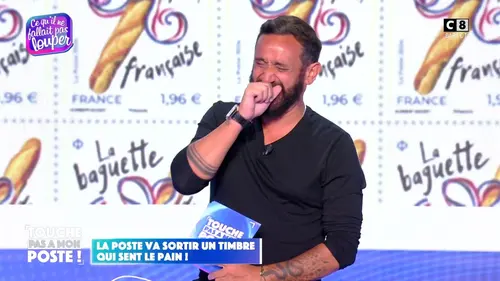 replay de La Poste va sortir un timbre qui sent le pain !