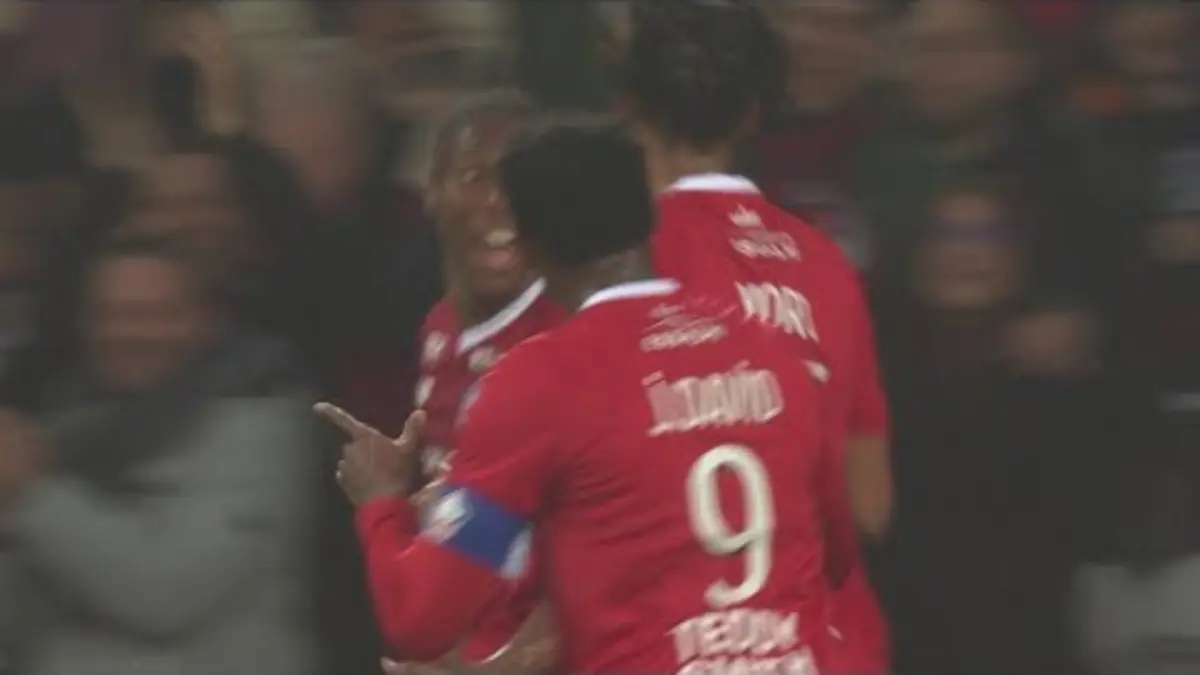 replay de La tête magistrale de Bafodé Diakité !