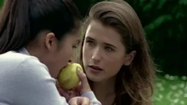 La vie devant nous - S02 E18 - Au pied du mur