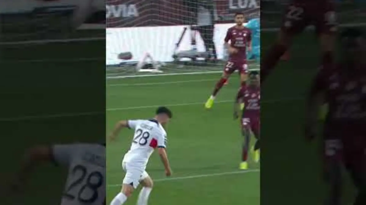 replay de Le centre-tir de Carlos Soler ??