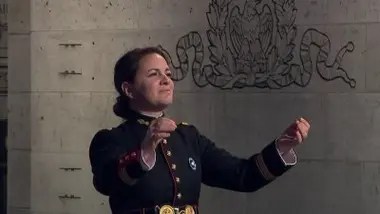 Le Chant des partisans interprété par le Choeur de l'Armée française dirigé par Emily Fleury