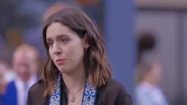 Le choix de Juana - S01 E25