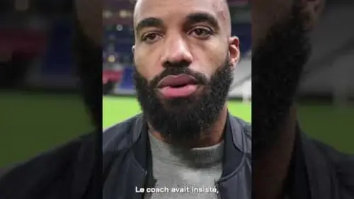 replay de Le coach Pierre Sage avait insisté pour Lacazette
