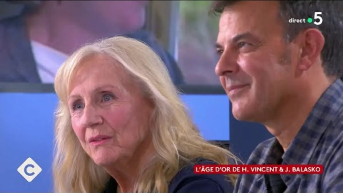 replay de Le conte familial amoral de François Ozon - C à Vous - 24/09/2024