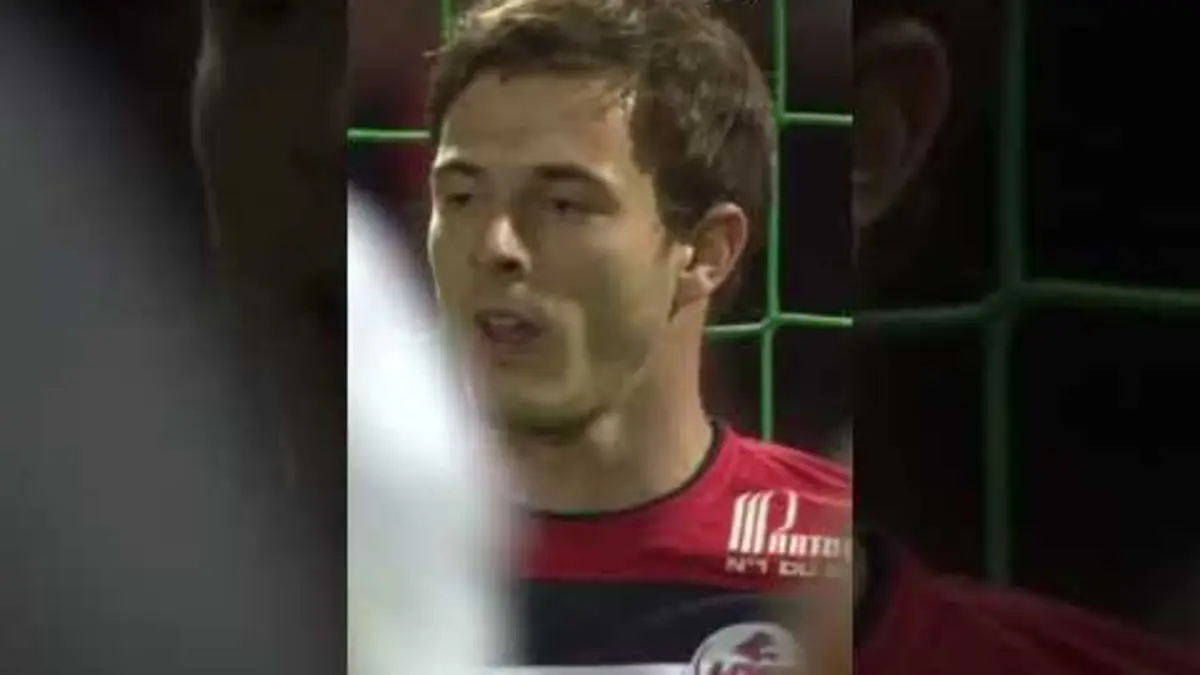 replay de Le coup du foulard d'Eden Hazard ?