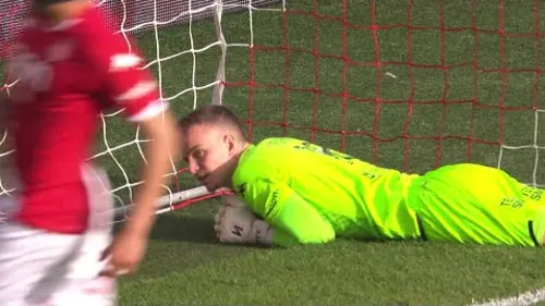 replay de Le coup-franc direct très lointain de Vincent Sierro !