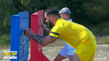 Le Cross : S6 E46 - Les maîtres du jeu