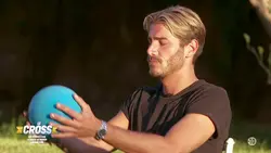 Le Cross : S7 E43 - Dans le dos
