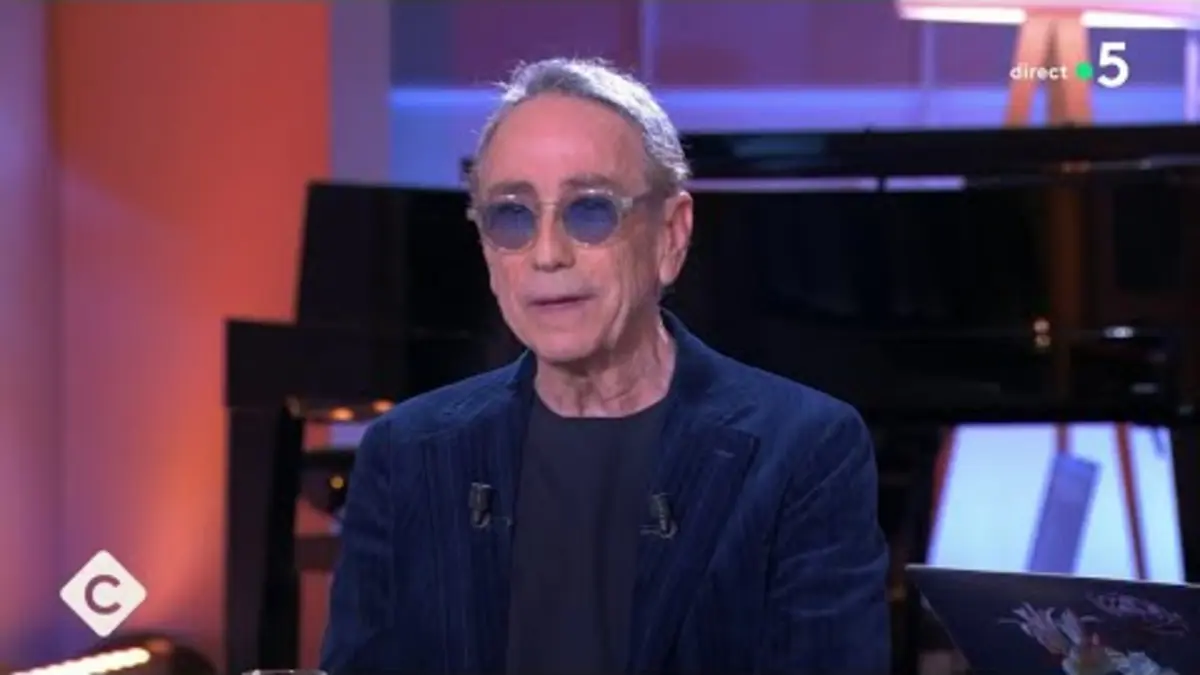 replay de Le dernier album d’Alain Chamfort - C à vous - 20/03/2024