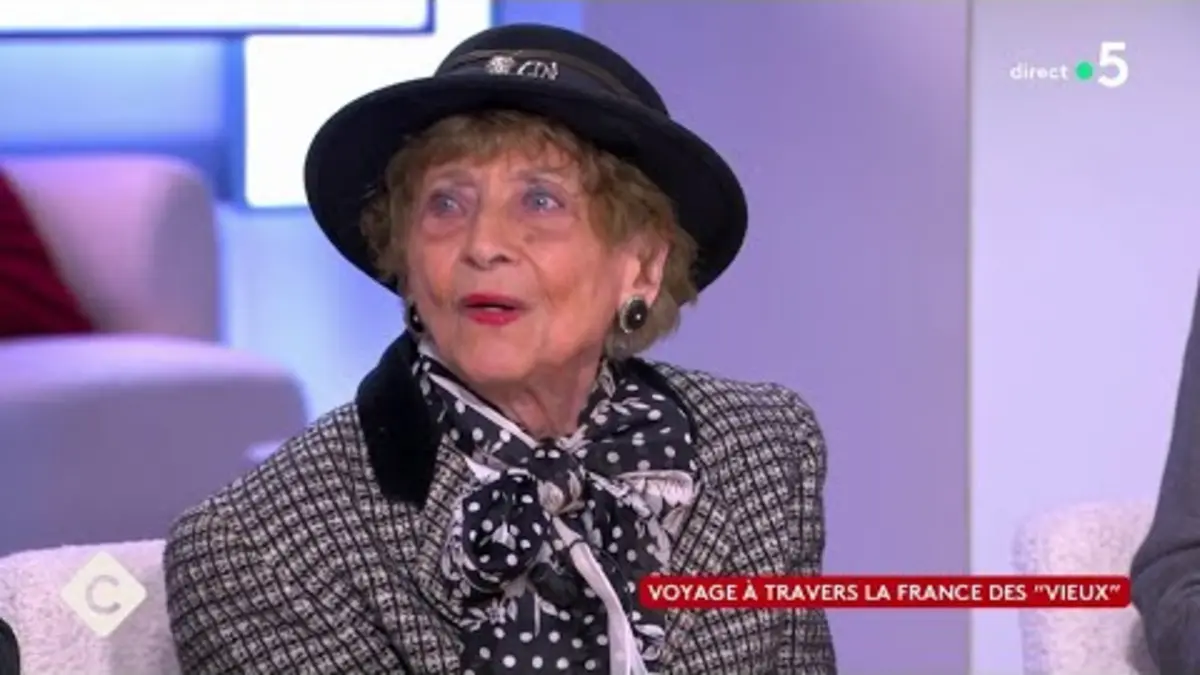 replay de Le documentaire qui donne la parole aux “Vieux” ! - C à Vous - 18/04/2024