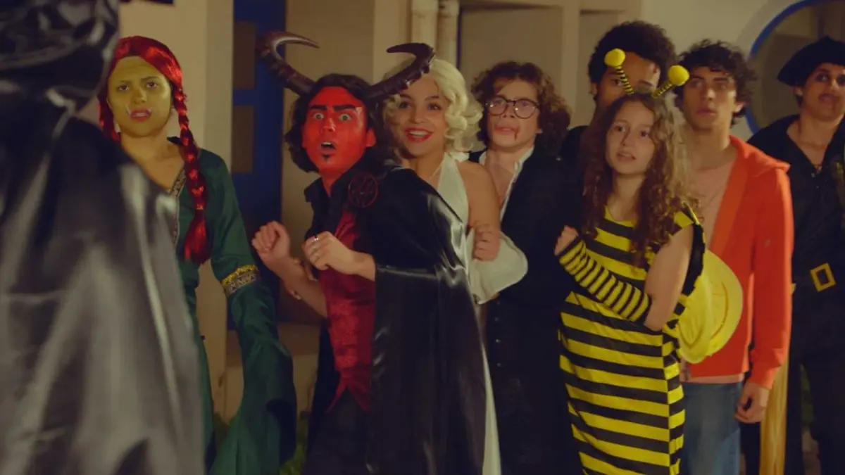 replay de Le jour de la soirée d'Halloween