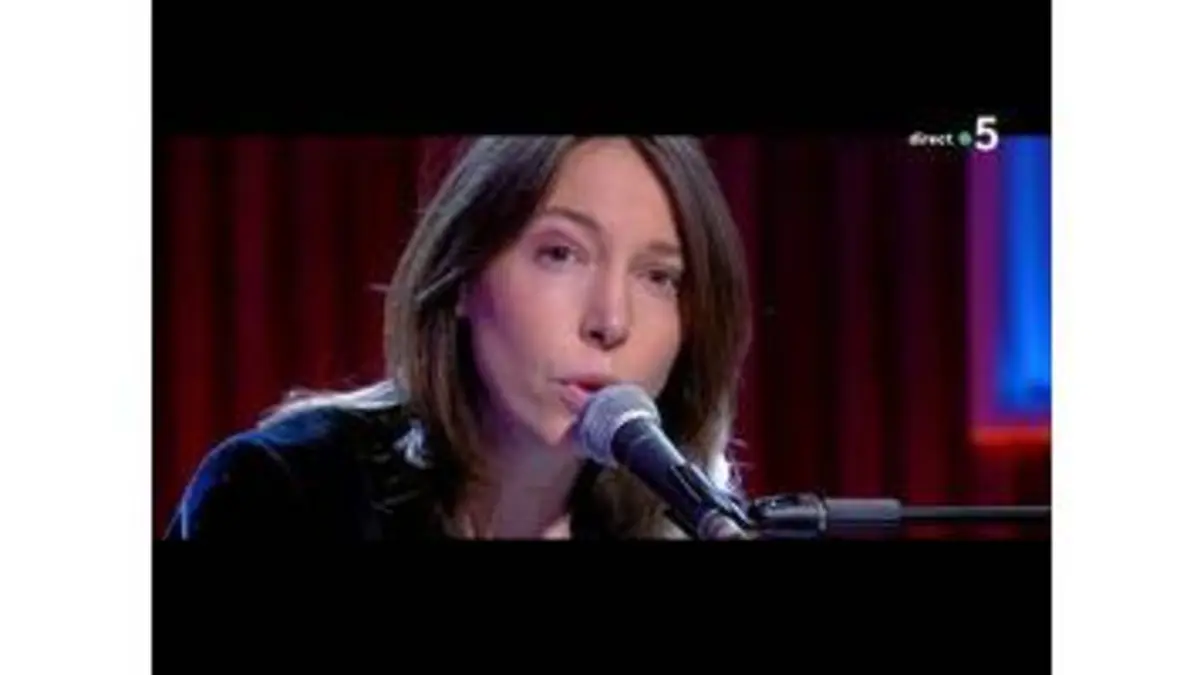 replay de Le live : Jeanne Cherhal « Un homme heureux » - C à Vous - 24/03/2021