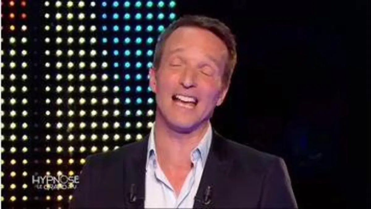 replay de Le meilleur de 6play : Stéphane Rotenberg complètement nu !