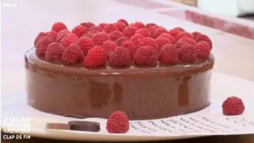 replay de Le meilleur pâtissier : Episode 13 / Finale : Clap de fin (2/2) / Saison 9