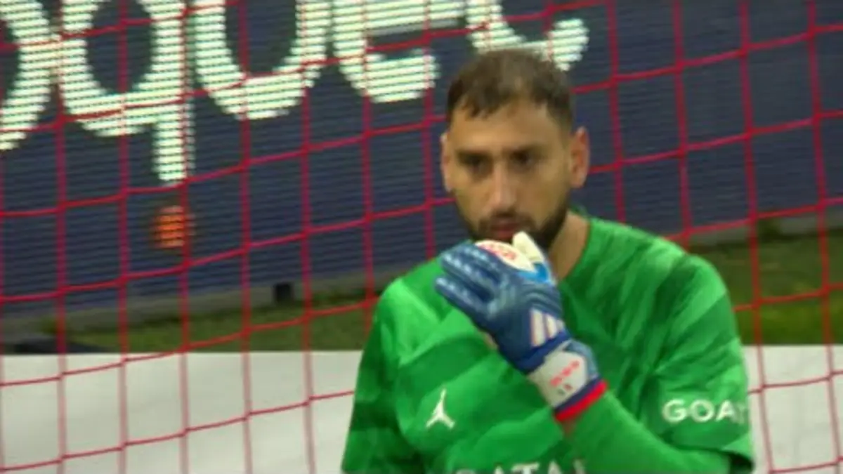 replay de Le mur Gianluigi Donnarumma !