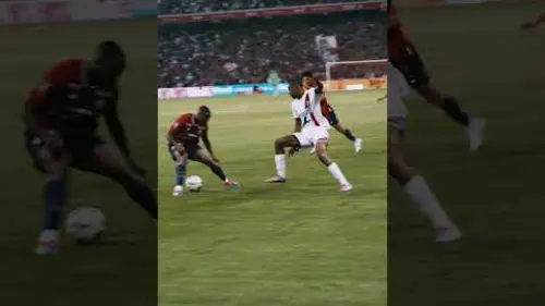 replay de ? Le petit pont de Barcola #ligue1 #ligue1mcdonalds #skills #psg #barcola