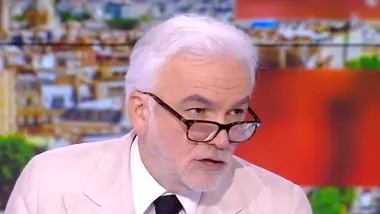 "Le problème, c’est la lâcheté des politiques" : Pascal Praud sur les débordements post-célébrations