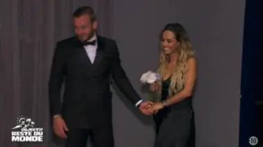 Le reste du monde : S1 E20 - Oui