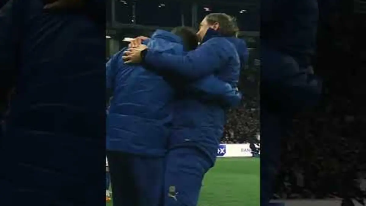 replay de Le retourné de Faris Moumbagna ?⚪