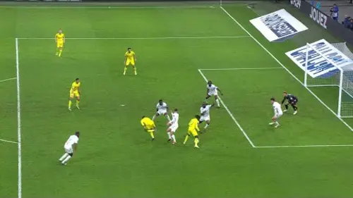replay de Le show de Moses Simon, qui bute sur le mur Leonardo Balerdi !