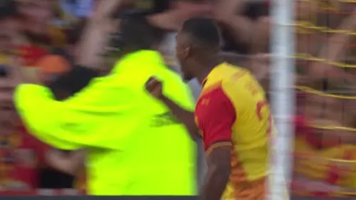 replay de Le superbe enchaînement de Wesley Saïd !