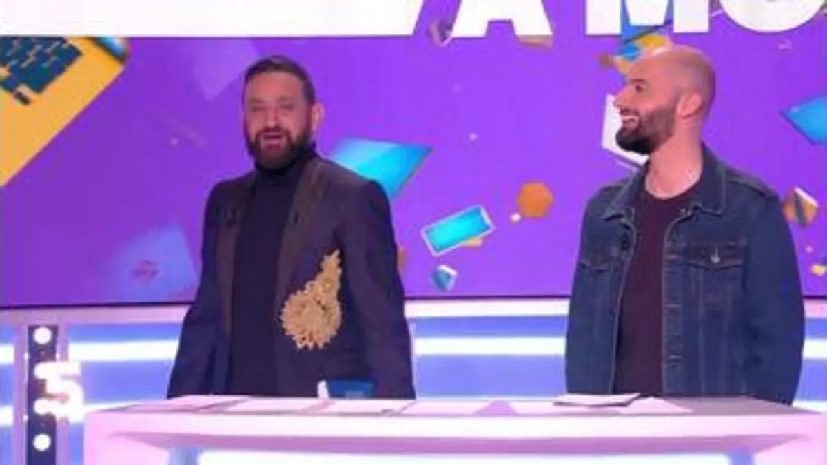 replay de Le top 10 des danses de Cyril Hanouna cette saison dans TPMP