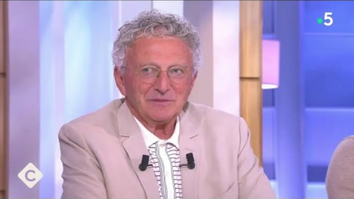 replay de Les adieux de Nelson Monfort à Roland-Garros - C à Vous - 11/06/2024