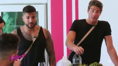 Les Anges - S11 E73