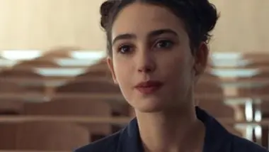 Les bracelets rouges - S03 E001