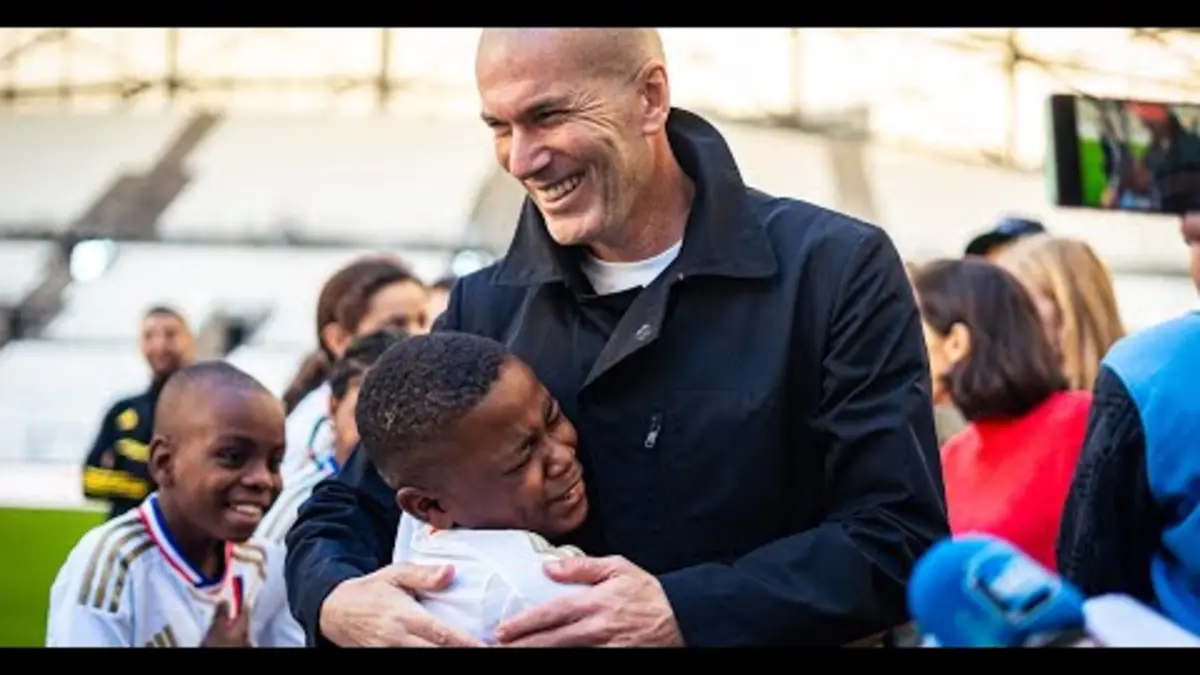 replay de Les Défenseurs de l’Enfance - Une semaine inoubliable avec la présence de Zinedine Zidane ?