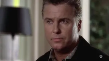 Les experts - S02 E04 - Un tyran dans les rangs