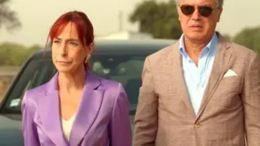 Les flammes du passé - S01 E18