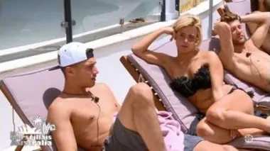 Les Marseillais : S7 E38 - Ca se complique !