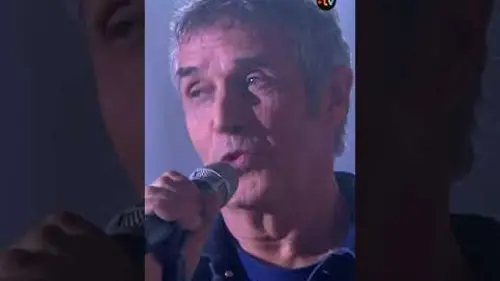 replay de "Les parvis" : la chanson hommage de Julien Clerc