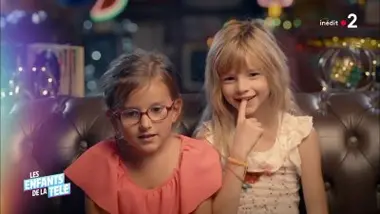 Les Petits Enfants de la Télé devant les bêtises de Jacques Martin