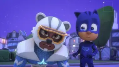 Les Pyjamasques Power Heroes Le cercle des héros - S01 E09 - Les Farfeloups glacés