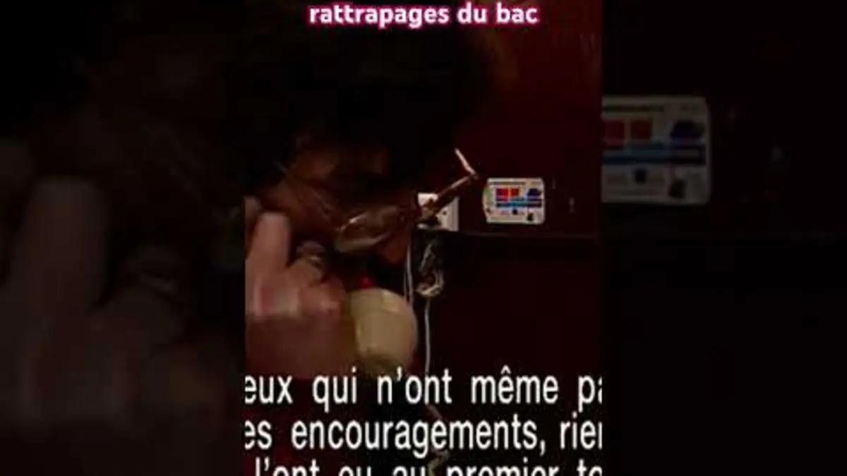 replay de Les rattrapages du bac - Extrait Passe ton bac d’abord #shorts #striptease