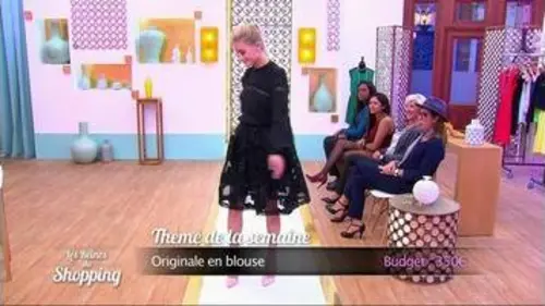replay de Les Reines du Shopping : Le défilé de Flavie pour être originale en blouse