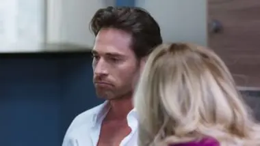 Les riches pleurent aussi - S01 E17