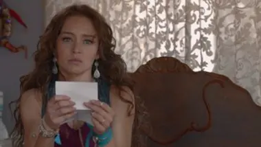 Les trois visages d'Ana - S01 E15