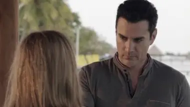 Les trois visages d'Ana - S01 E17