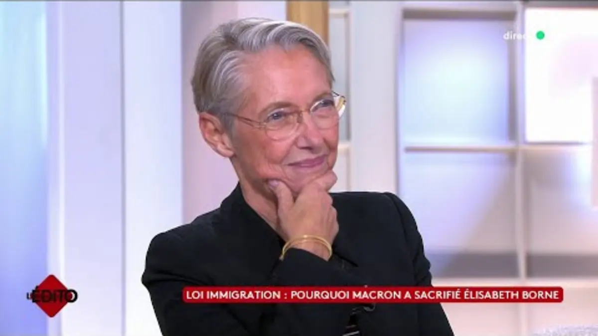 replay de Loi immigration : pourquoi Macron a sacrifié Élisabeth Borne - Patrick Cohen - C à vous - 23/10/2024