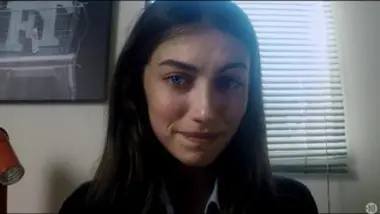 Loin de chez nous - S01 E02 - Red Zone